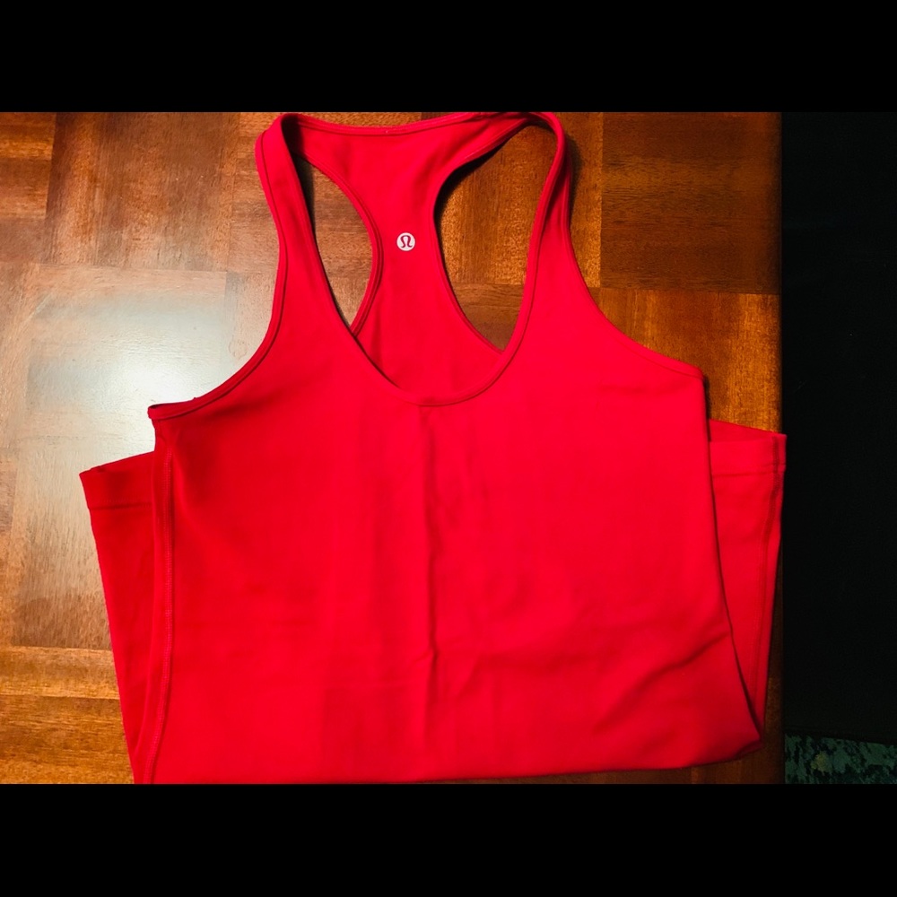 LULULEMON Tank Top — NWOT!